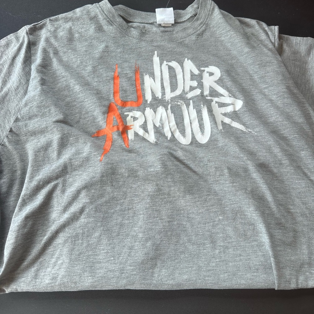 Under Armour Gray Graphic T-Shirt